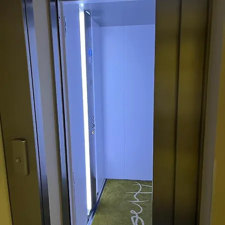 Paernu Beach Apartment Self Check-In 24-7 Exterior photo